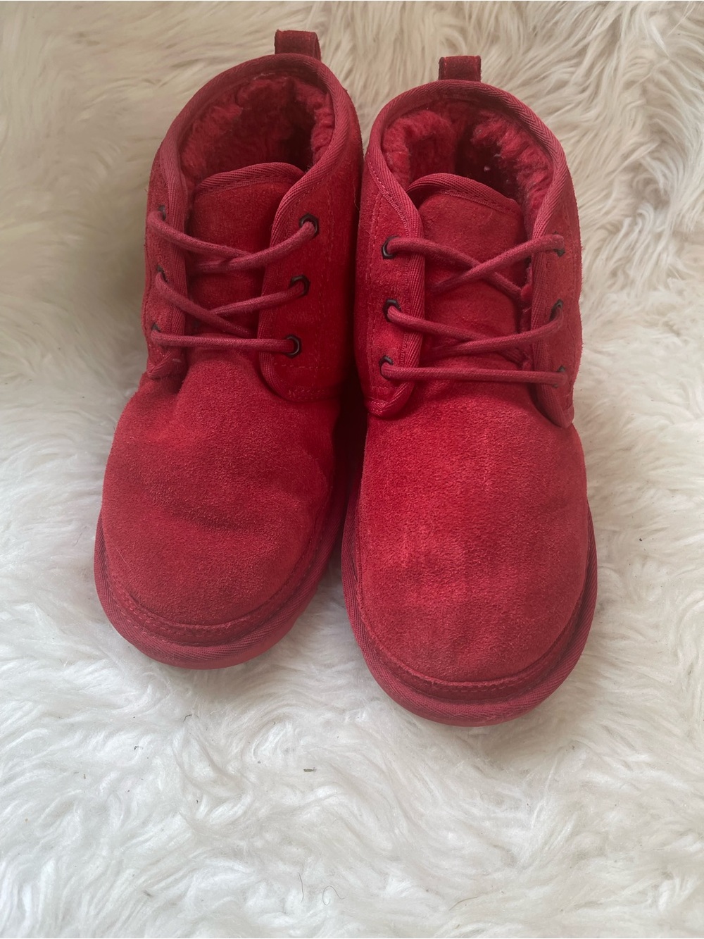 UGG Neumel Red suede chukka ankle boots Men’s SZ8 Ultra soft cushion lining